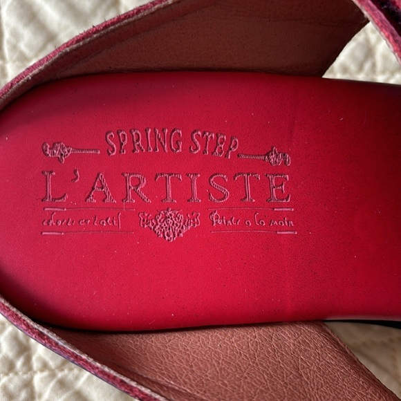 Sandals - Picture 2 of 7